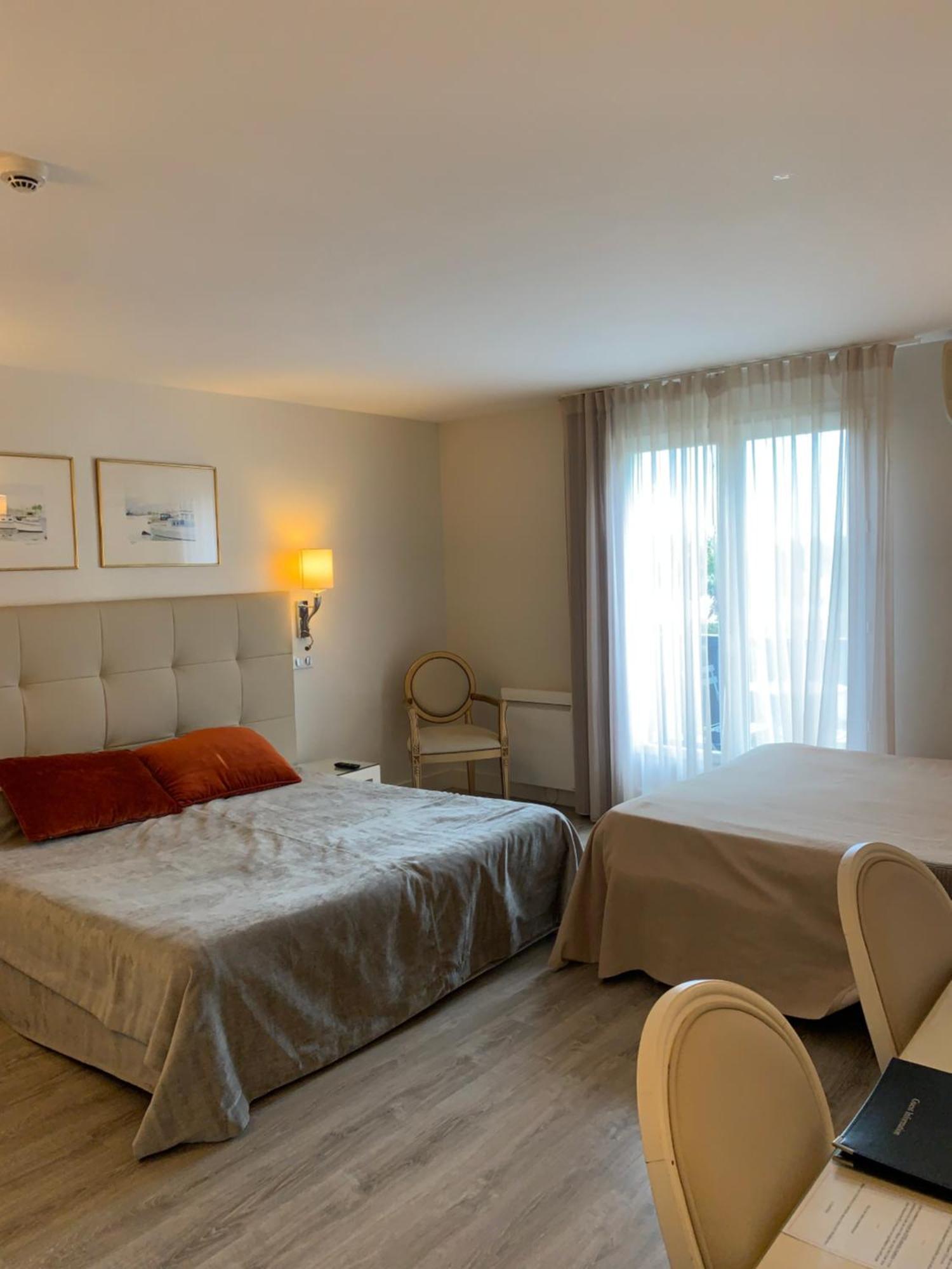 Les Criquets Hotel & Spa ブランクフォール エクステリア 写真