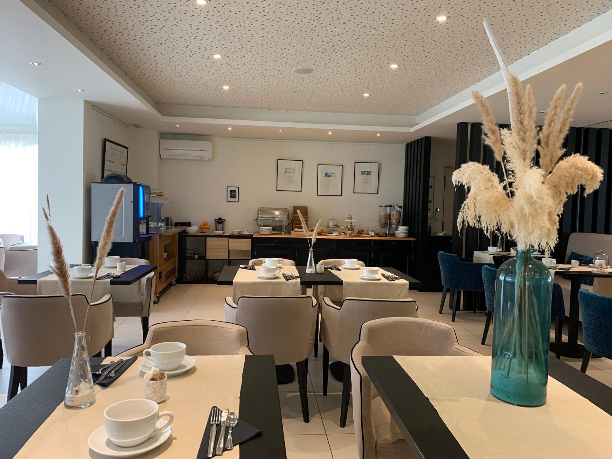 Les Criquets Hotel & Spa ブランクフォール エクステリア 写真