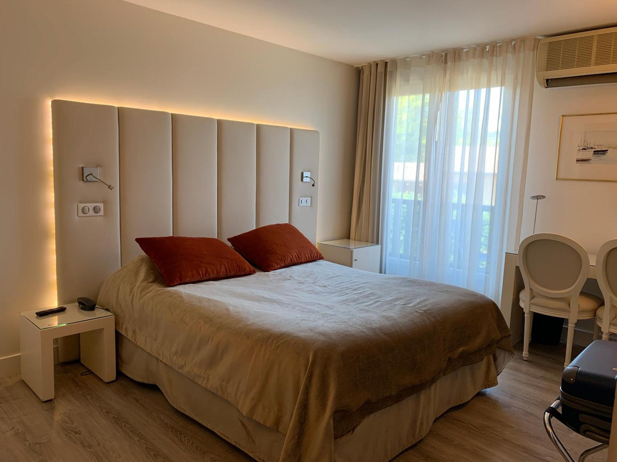 Les Criquets Hotel & Spa ブランクフォール エクステリア 写真